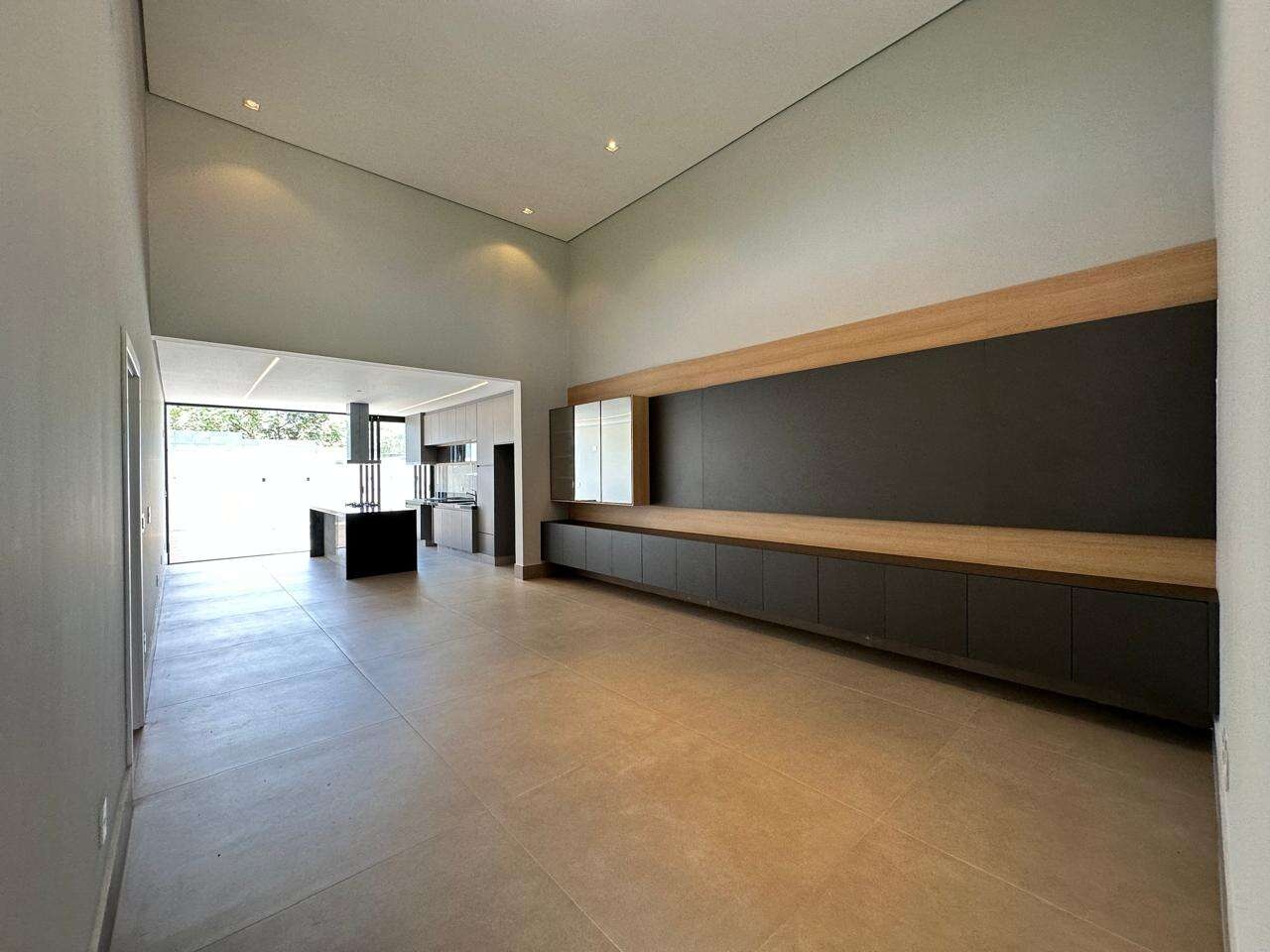 Casa para Comprar em Marília no bairro SILENZIO ESMERALDA Casa para Comprar em Marília no bairro SILENZIO ESMERALDA