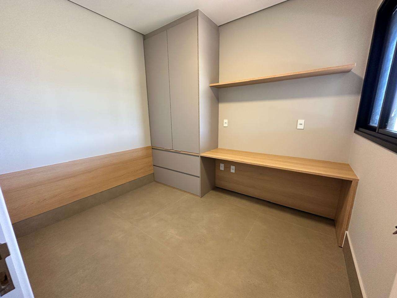 Casa para Comprar em Marília no bairro SILENZIO ESMERALDA Casa para Comprar em Marília no bairro SILENZIO ESMERALDA