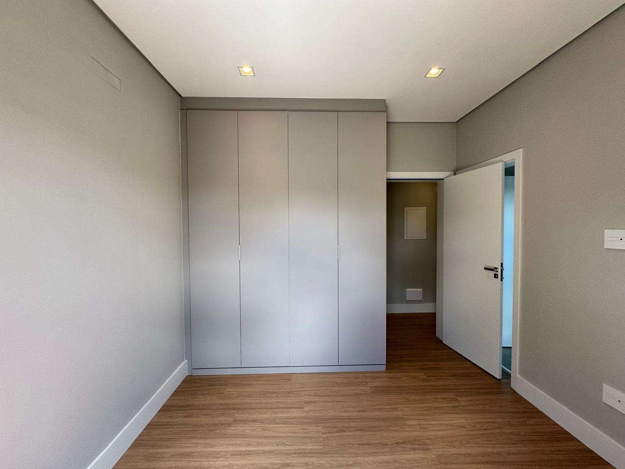 Casa para Comprar em Marília no bairro SILENZIO ESMERALDA Casa para Comprar em Marília no bairro SILENZIO ESMERALDA