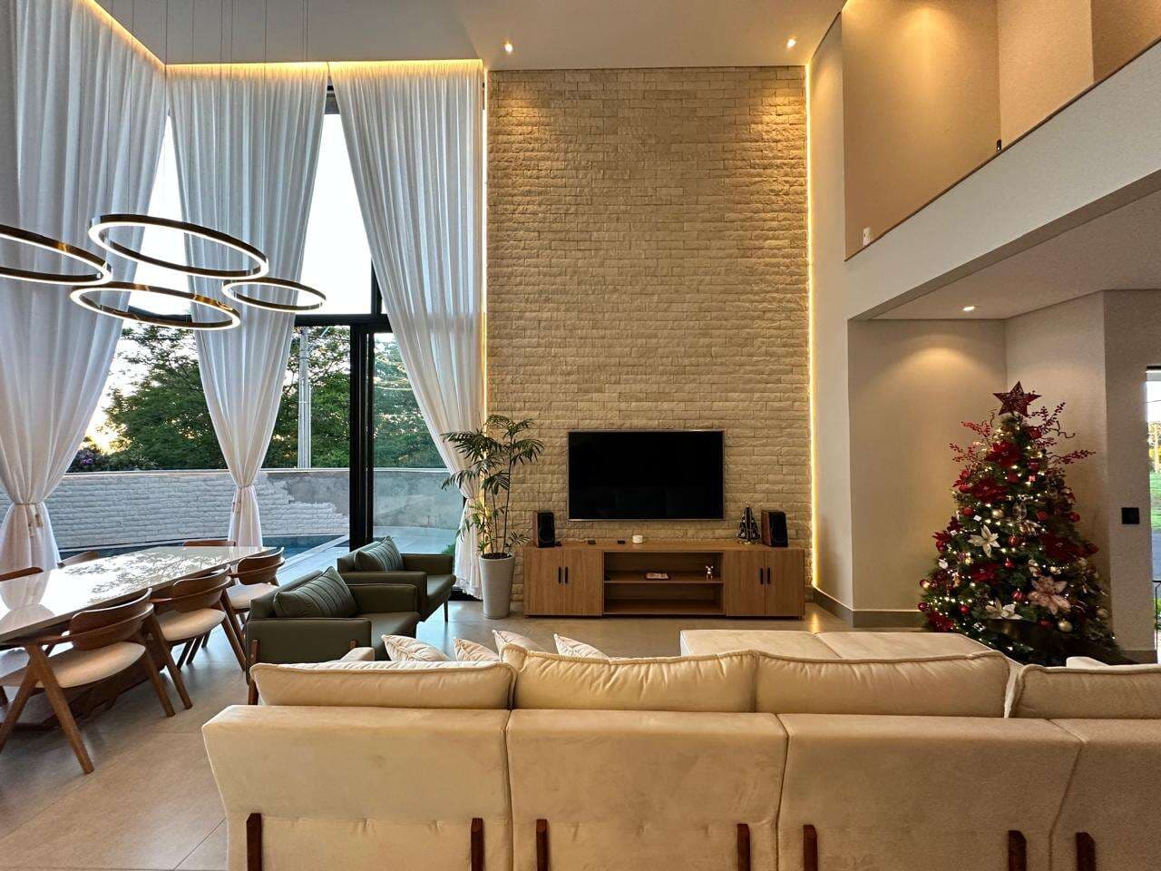 Sobrado para Comprar em Marília no bairro VILA FLORA 3