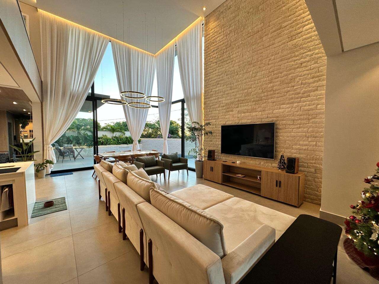 Sobrado para Comprar em Marília no bairro VILA FLORA 3 Sobrado para Comprar em Marília no bairro VILA FLORA 3