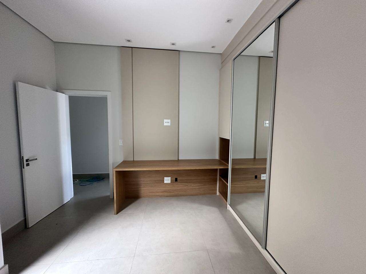 Casa Em Condomínio para Comprar em Marília no bairro JARDIM ESMERALDA Casa Em Condomínio para Comprar em Marília no bairro JARDIM ESMERALDA